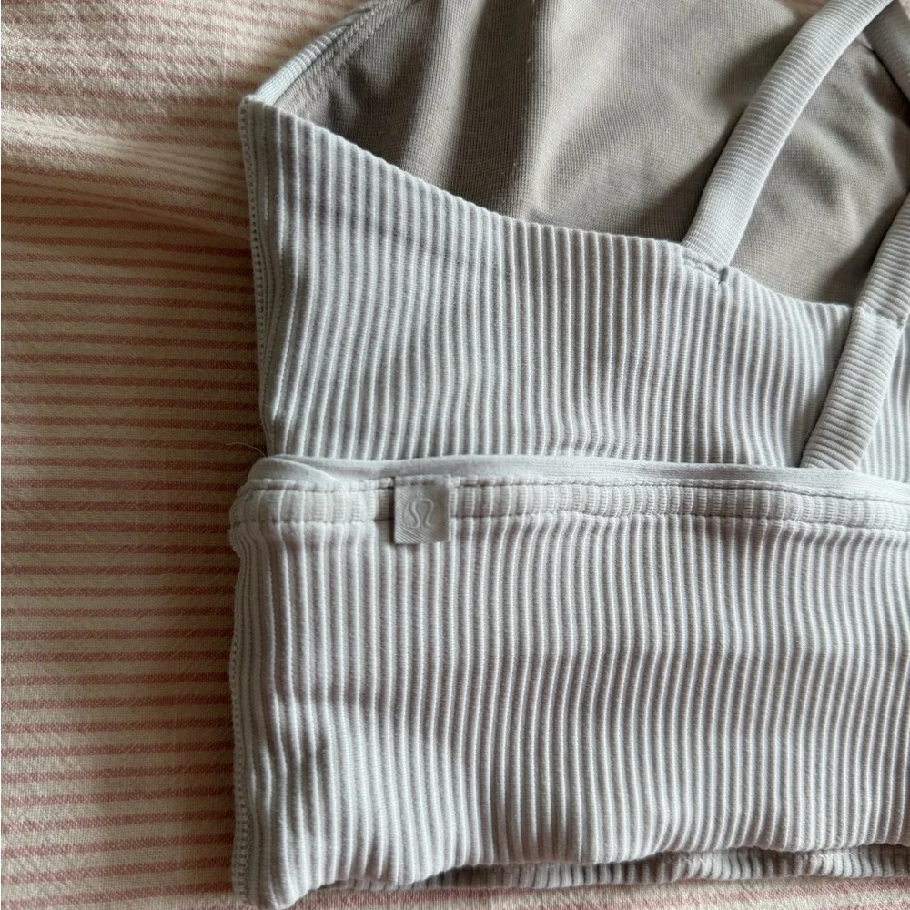 Lululemon Ribbed Bra - Picture 4 of 10